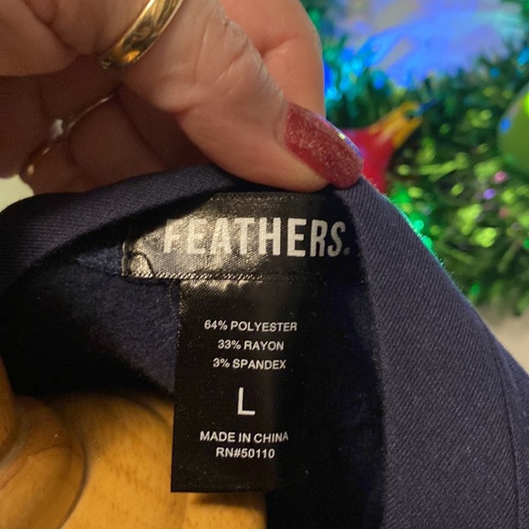Feathers Pajamas Loungewear Navy Blue Sweatshirt Material Top & Shorts L NWOT - Picture 6 of 8
